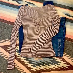 😍 NWOT striped red and white tee!